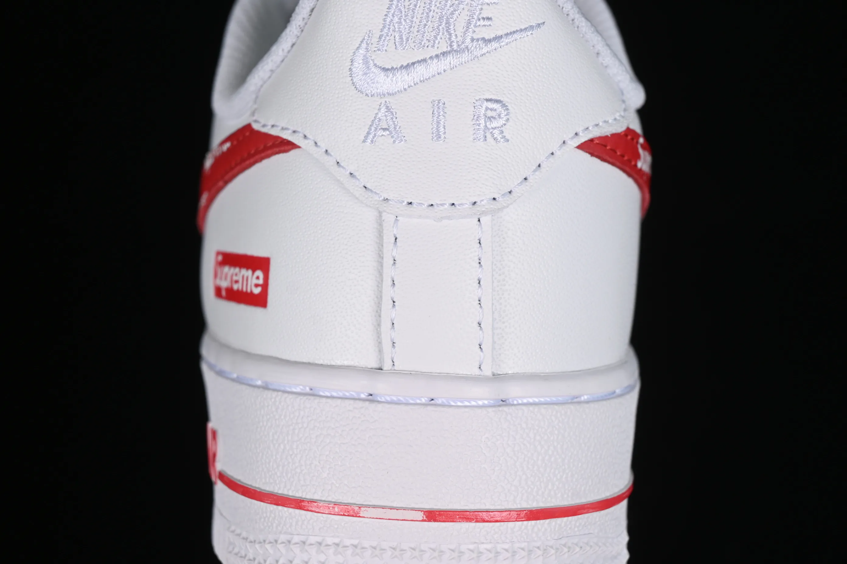 All categories Nk Air Force 1 Air Force series Nk Air Force 1 Low Air Force low-top Supreme x Nk Air Force 1'07 Low Air Force 1 low-top casual sneakers CU9225-010